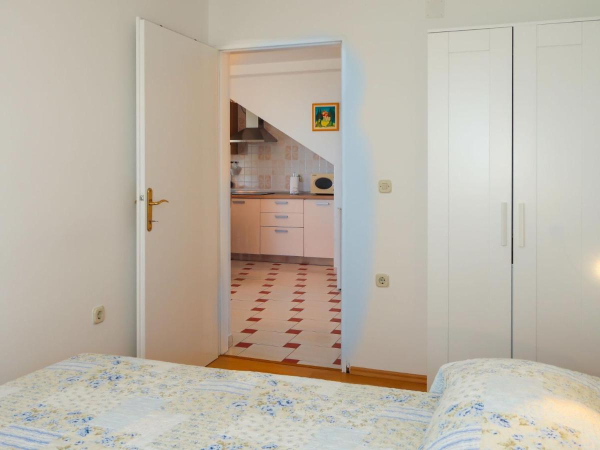 Apartment Marinella - Lbn121 By Interhome Labin  Εξωτερικό φωτογραφία