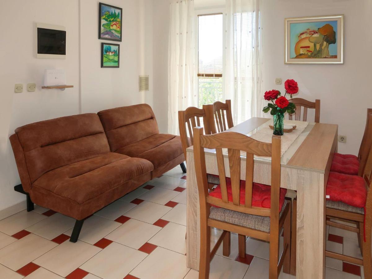 Apartment Marinella - Lbn121 By Interhome Labin  Εξωτερικό φωτογραφία